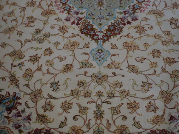 100% Silk Qum - Image 4